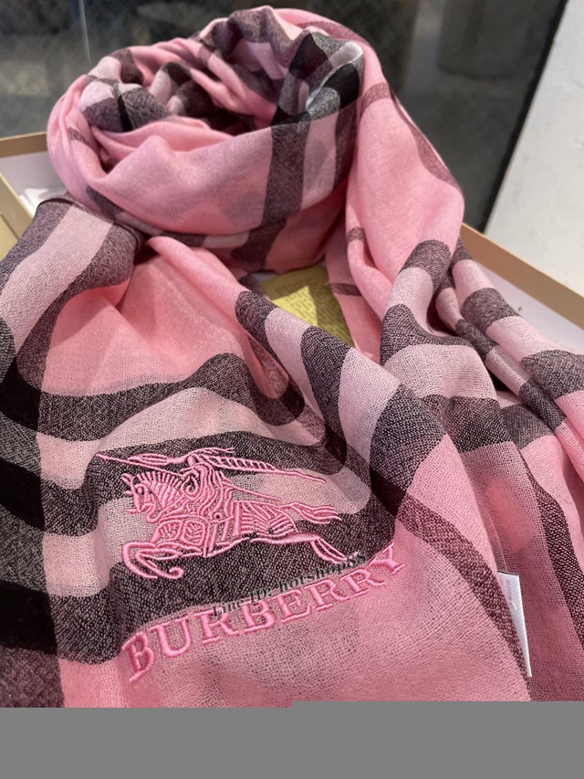 BURBERRY專櫃新款巴寶莉進口山羊絨女款圍巾披肩 mmyj1577